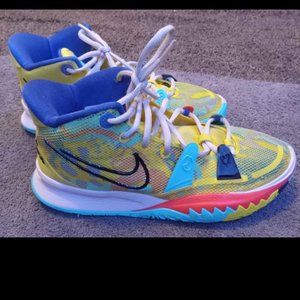 Nike Kyrie 7's (1 world 1 people) VERIFIED AUTHENTIC with tag still attached.